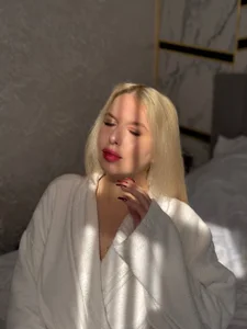 ChloeRicc The sun in the bed Poză 8