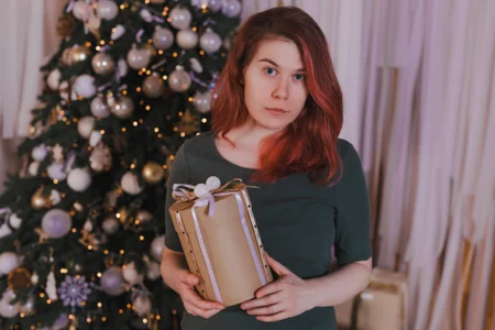 Nancy_Sun_ Little xmas gift for everyone! Pic 2