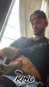 KingDick-QueenTrick Public Pic 9
