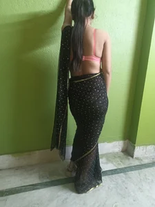 Garam-masala Public Pic 3