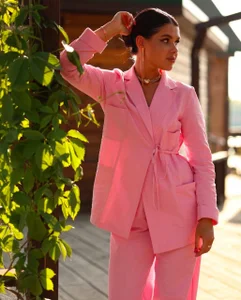 MoireDurborow Public Pic 4