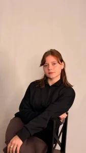 DedeHerms Public  2টি ছবি