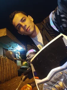 davidcesar99 Yo Pic 3