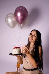 LIA_ROUX1 Happy level-up day to me!🍰🎁 Kuva 2