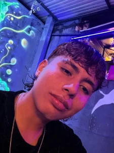 Malakay_18 Public Foto