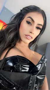 Public de Nella_Dolls  7 Imagens