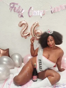 kattybombxx niña Bilde