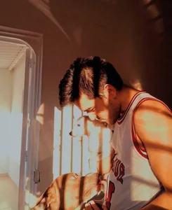 heyyy de tom_russo  7 photos