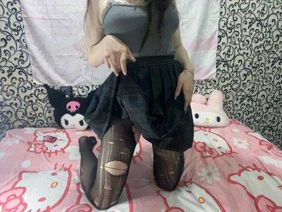 KiraJent ❄️me, claws & pantyhose😈 사진 3