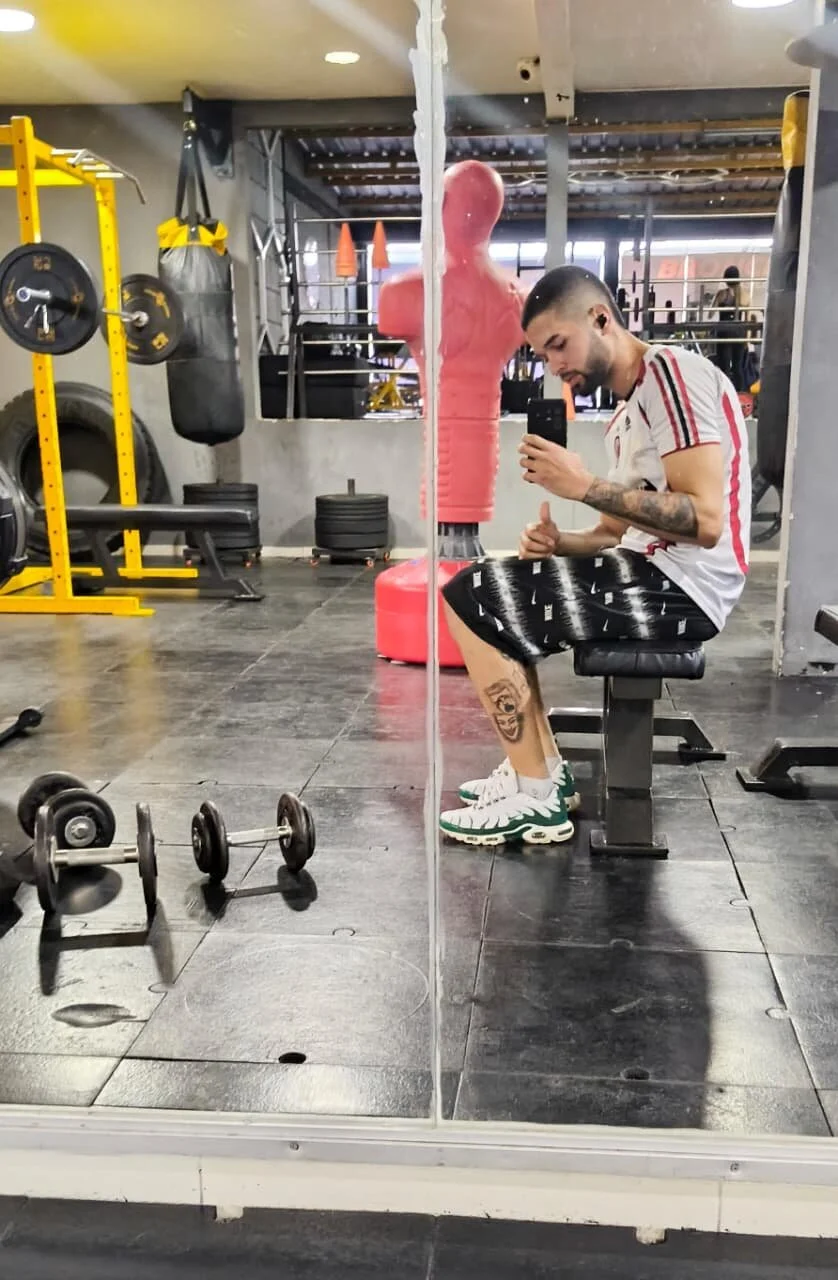 Ian_Valenti Δημοφιλής εικόνα 5054