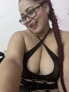 Zdjęcia Red_milf_love Candy:  3