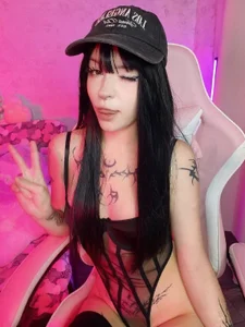 Ariel_moonn Did you order delivery? Pic 2