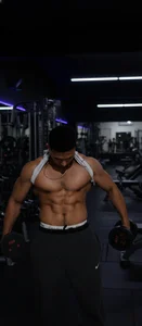 ChoreyTaiylor Pumped up at the gym 🥵 hot muscles🔥 Foto 3