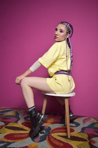 LILA_ELLIOT look at me and love me Pic 3