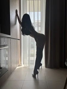 MolyStone Feeling So Naughty 🔞😂 Foto 2