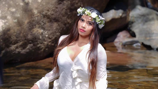 barbara_cambels “Echoes of the eternal river”🫶🏻🍀 Pic 3