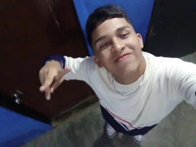 alee28728 Public Pic 3