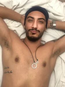 AndrewBanner Public Poză 2
