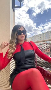 Rojo ❤️ od brianahill_  5 snímek