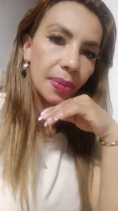 salome__milf Public slika 2