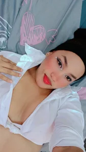 NahomiWalker_のNew Selfieの 3枚の写真