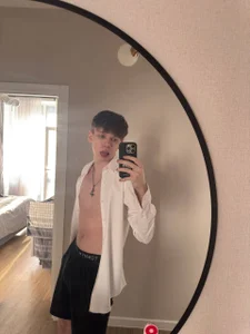 Public de EliotMars Foto 2