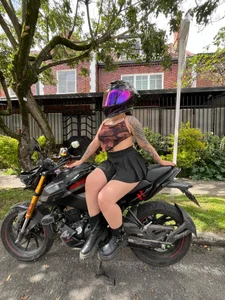 samarajhonsonのSexy girlの枚の写真