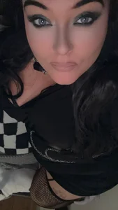 Miss_CurvesXXX Public  4. fénykép