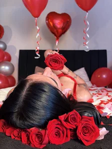 DanielaMonroe 🍓 My sweetest side for your most daring side 💖 Billede 7