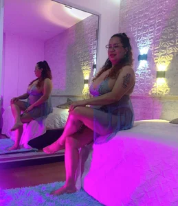 alondrabigtits You going to crave me Pic 5