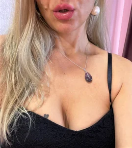 EllaMilf_ Selfies Poză 2