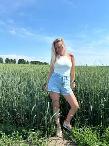 I_D_A Open a door to my routine Pic 6