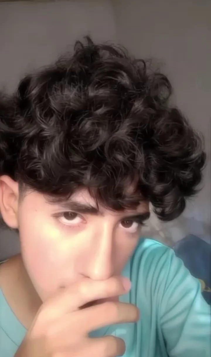 صور ElliotNoir الرائجة  6944