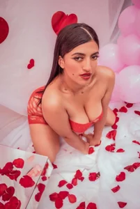 🌹😍 de Sara_Blazee  3 Imagens