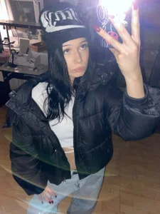 LynnCiprian A little bit of me 🤳 รูป  5