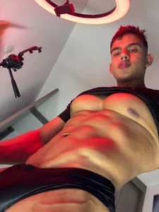 oskar_ford's XXX Nude Photo 4