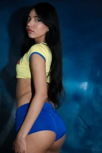 jadelaurent: 💛💙❤️ ( 9 фото)