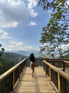 Victoria_adaams Next to nature 🌳🎋 Εικόνα 2