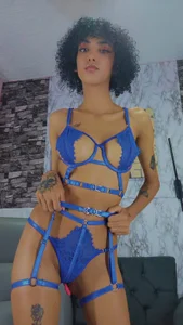 Queen_Cuarxxo BLUE💙 Pic