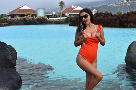 juliahayessxx tenerife Poză 3