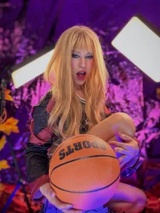 im_pearll One of my favorite sessions😍🏀 Pic 3