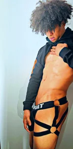 😏 Come for this chocolate 🍫 🤭😈🔥 de Pendragon1224  5 photos