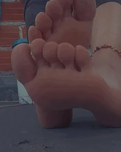 deisy_2717 Pies sexys😍 টি ছবি