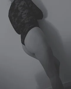 Soumise_mystere Public Pic 6