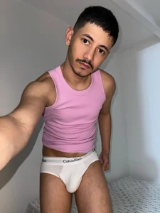 🩷 de Tom_XL_cam  Imagens