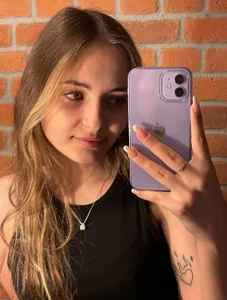 ErinLewist Public зображення