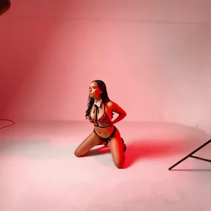 Selene-Diior Public Pic