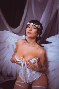 Lexyjoycce Angel 🤍  2টি ছবি