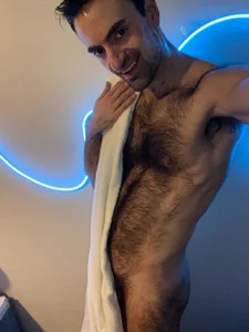 HairybutHorny BLUE LIGHTS Foto 6