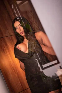 Melisacoopers Dangerous elegance Bilde 8